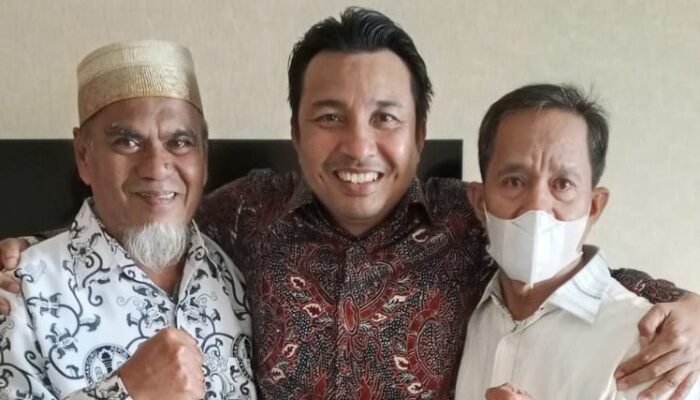 Kisah Bupati Luwu Utara Dibalik 2 Guru Viral Dapatkan Hak Rehabilitasi dari Prabowo