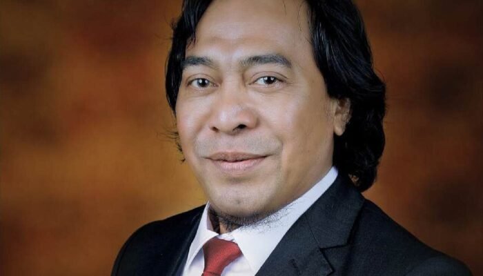 Perjalanan Panjang KOMENG, dari Komedian Menjadi Senator