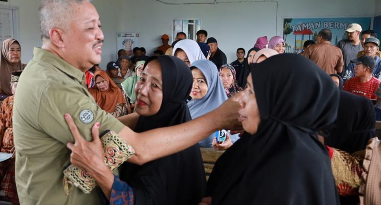 Bantuan bencana pinrang-5