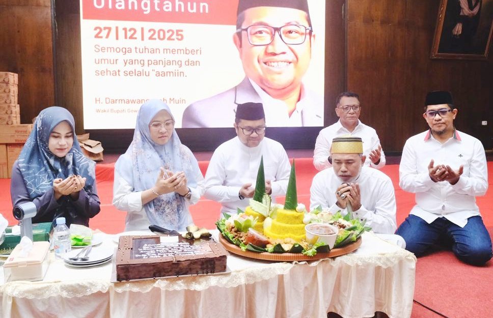 Bupati dan Wakil Bupati Gowa menghadiri dzikir dan doa akhir tahun Relawan Hati Damai di Balla Lompoa