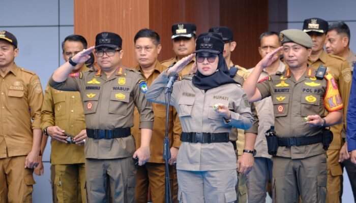 Pimpin Apel Besar, Husniah Talenrang: Satpol PP Wajib Responsif dan Dekat ke Masyarakat
