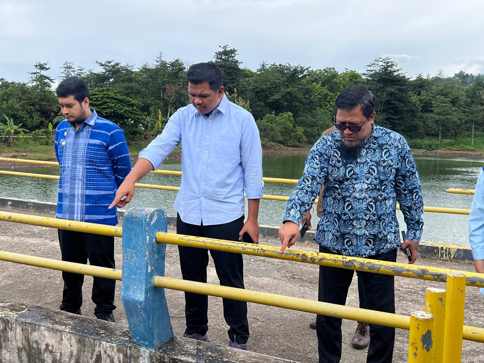 bupati bantaeng terima kunjungan bappenas pengembangan infrastruktur