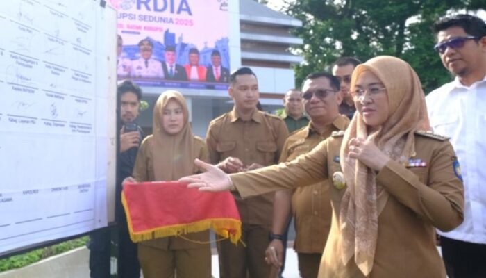 Tandatanganan Zona Integritas WBK, Husniah Talenrang: ASN Korupsi Tindak Tegas!