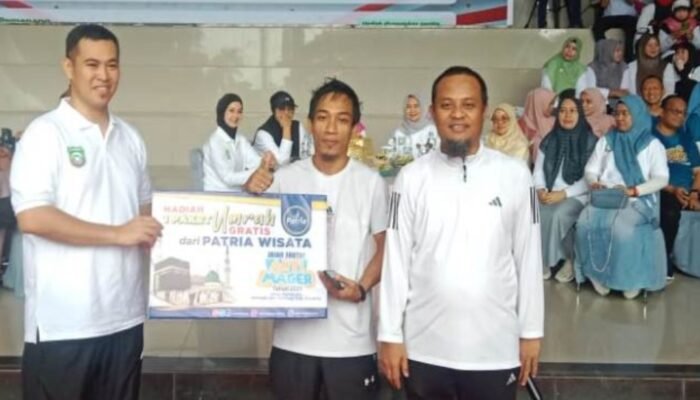 Ribuan Warga Pangkep Ikuti Gerak Jalan Sehat Anti Mager “Pangkep Hebat Berkelanjutan”