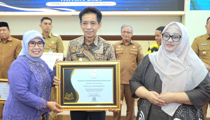 Pemkab Pangkep Raih Predikat Menuju Informatif, Bukti Konsistensi Perbaikan Keterbukaan Informasi