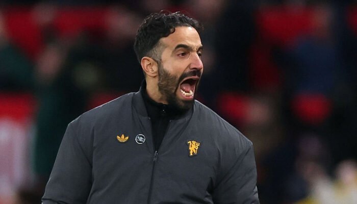 Ditahan Imbang Bournemouth 4-4, Pengamat: Pelatih MU Berani Gunakan Formasi Baru