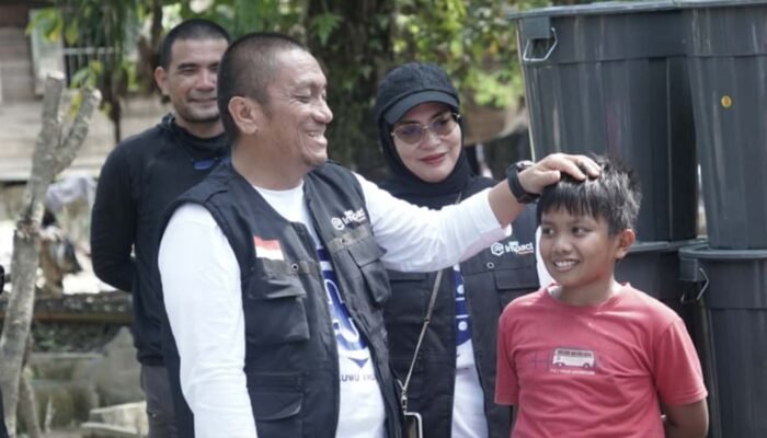 Hari Ketiga Misi Kemanusiaan Luwu Timur, Bupati Santuni Anak Terdampak Banjir di Aceh Tamiang