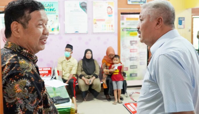 Jaga Layanan Berkualitas, Bupati Pinrang Tinjau Puskesmas Tingkat Kelurahan