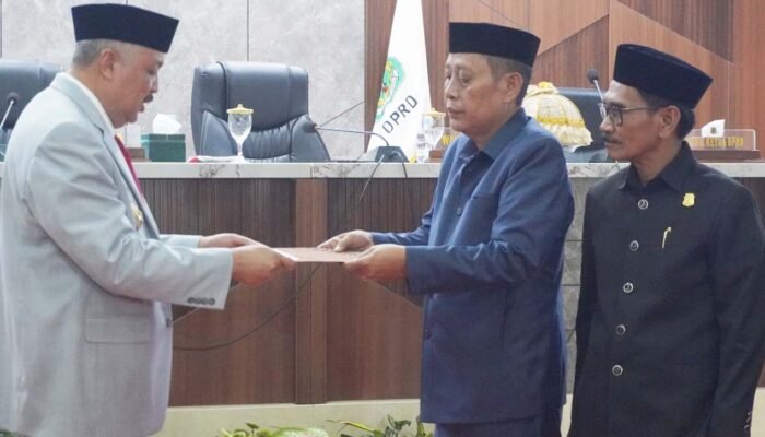 DPRD dan Pemkab Pinrang Setujui Perubahan Perda Pajak Retribusi 2026