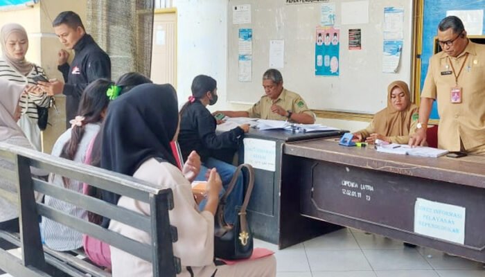 Belum Rekam KTP-el, Layanan Administrasi Keluarga Bisa Terhambat