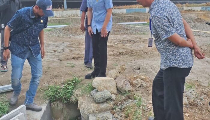 komisi iii dprd wajo meninjau drainase pembangunan islamic centre ulugalung di desa lempa pammana