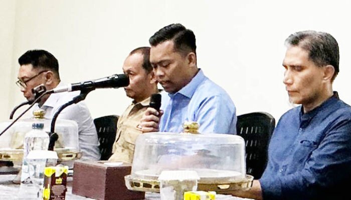 Reses Irfan Saputra Dengarkan Keluhan Warga Wajo dari Jembatan hingga Lampu Jalan