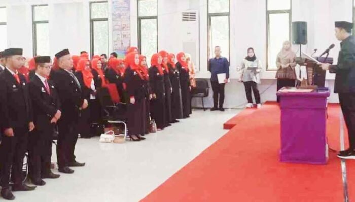 Lantik 45 Kepala Sekolah, Bupati Enrekang Tekankan Inovasi dan Kerja Kolaboratif