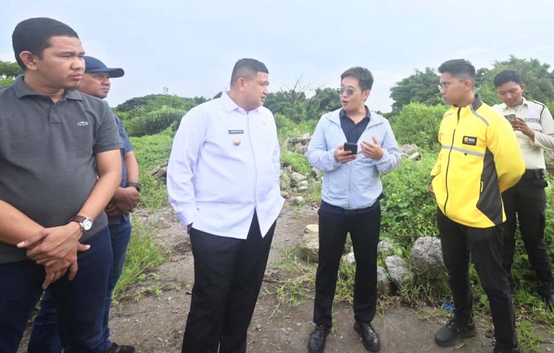Wali Kota Makassar Munafri Arifuddin meninjau lokasi rencana proyek PSEL di Tamalanrea