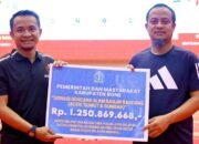 Bupati Bone Serahkan Donasi Rp1,25 Miliar untuk Korban Banjir Aceh dan Sumatera