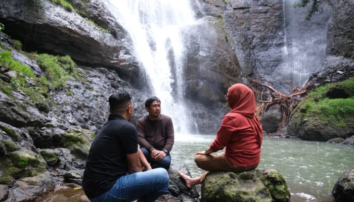 Bupati Gowa Dorong Air Terjun Barassang Jadi Destinasi Unggulan