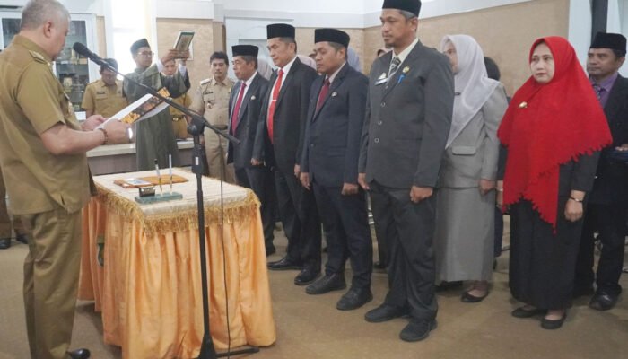 Perkuat Tata Kelola, Bupati Pinrang Kukuhkan Pejabat BKAD