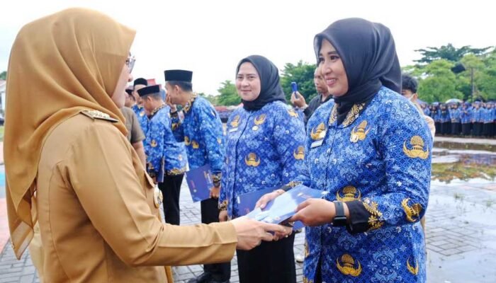 Bupati Sitti Husniah Talenrang Serahkan 3.924 SK PPPK Paruh Waktu Gowa, Awali 2026 dengan Penguatan SDM