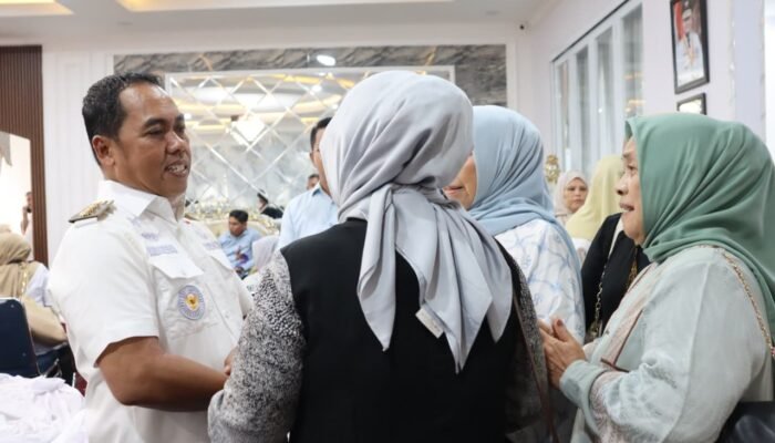 Resmi Huni Rujab, Andi Rosman Tegaskan Rumah Jabatan Terbuka untuk Warga