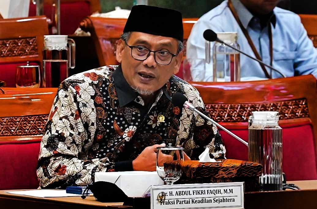 abdul fikri faqih soroti 58 juta data mahasiswa diduga dijual di dark web
