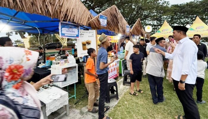 Spektakuler! 80 Tenant Serbu Pantai Seruni, Bupati Bantaeng Resmi Buka Festival Ramadan Bangkit Vol.2