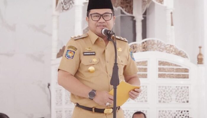 wakil bupati gowa membuka manasik haji terkait peningkatan kuota haji di masjid agung syekh yusuf gowa