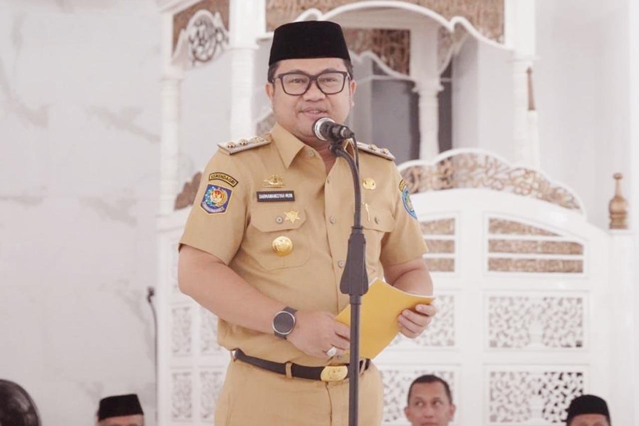 wakil bupati gowa membuka manasik haji terkait peningkatan kuota haji di masjid agung syekh yusuf gowa