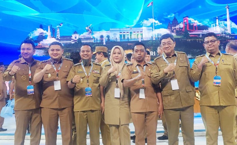 bupati dan wakil bupati sidrap mengikuti rapat koordinasi nasional di sentul international convention center bogor