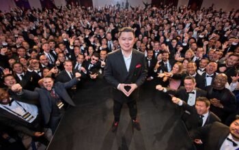 DAN LOK, Dari Imigran Muda hingga Raja High-Ticket Sales Dunia