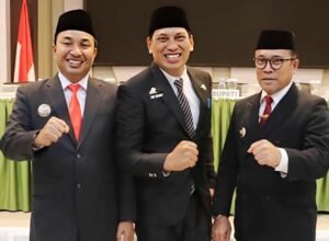 kepala diskominfo-sp andi zulkarnaen memberikan pernyataan usai pelantikan di luwu utara