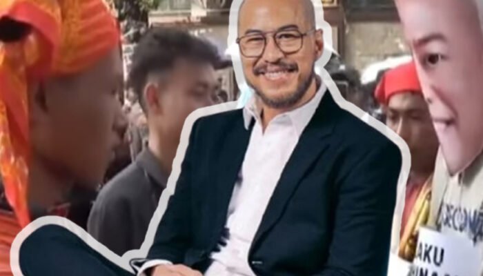 komika pandji pragiwaksono terkait pemeriksaan bareskrim polri dalam kasus dugaan penghinaan adat toraja