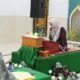 peserta qira’at mujawwad dewasa putri tampil pada mtq xi kabupaten luwu timur di masjid at-taqwa desa margomulyo kecamatan tomoni timur rabu malam 11/2/2026