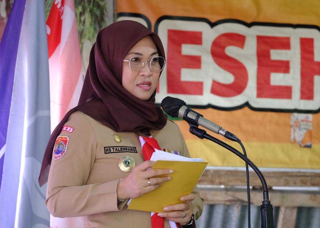 bupati gowa sitti husniah talenrang membuka rapat kerja kwarcab pramuka gowa tahun 2026 di lesehan bili-bili kecamatan parangloe