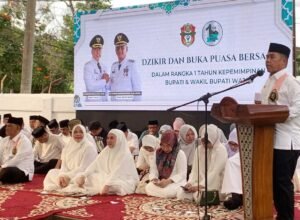 bupati wajo andi rosman dan wakil bupati wajo dr baso rahmanuddin menghadiri refleksi satu tahun kepemimpinan di rujab veteran wajo