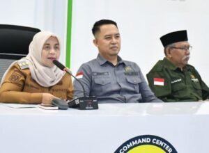 bupati sinjai hj ratnawati arif menghadiri rapat penetapan zakat fitrah di gedung command center rumah jabatan bupati sinjai