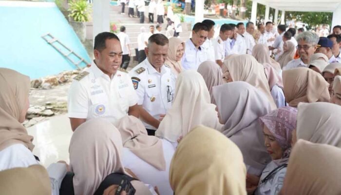 Pimpin Apel Perdana Ribuan ASN, Bupati Wajo Tuntut Disiplin Kerja