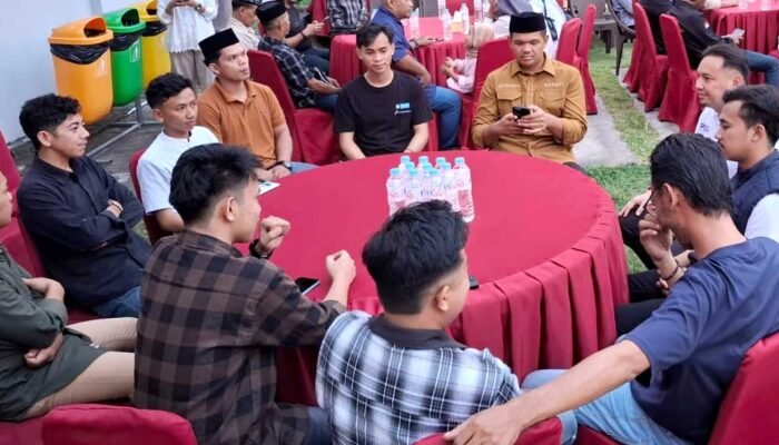 bupati bantaeng fathul fauzy nurdin buka puasa bersama insan pers dan lsm di hotel kirei bantaeng