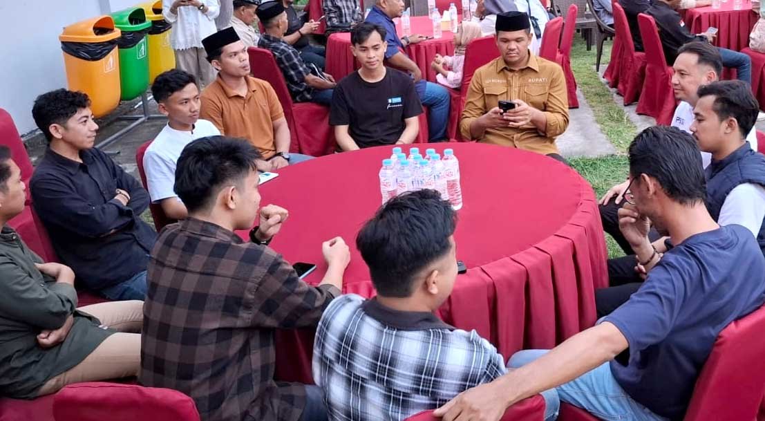 bupati bantaeng fathul fauzy nurdin buka puasa bersama insan pers dan lsm di hotel kirei bantaeng
