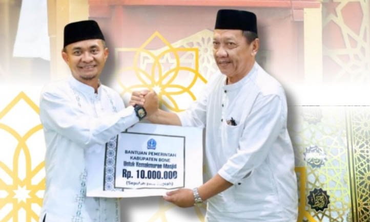 bupati bone andi asman sulaiman memimpin safari ramadhan di masjid besar jamiul ihsan desa uloe