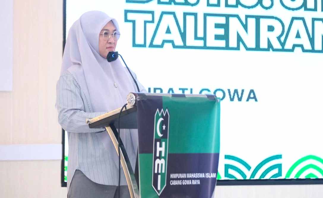 bupati gowa sitti husniah talenrang melantik pengurus hmi dan kohati gowa raya di baruga tinggimae rumah jabatan bupati gowa