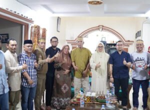 bupati gowa sitti husniah talenrang silaturahmi dengan tokoh adat di makassar
