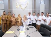 Bupati Gowa Serahkan Santunan Kematian PPPK Guru SD Rp34 Juta