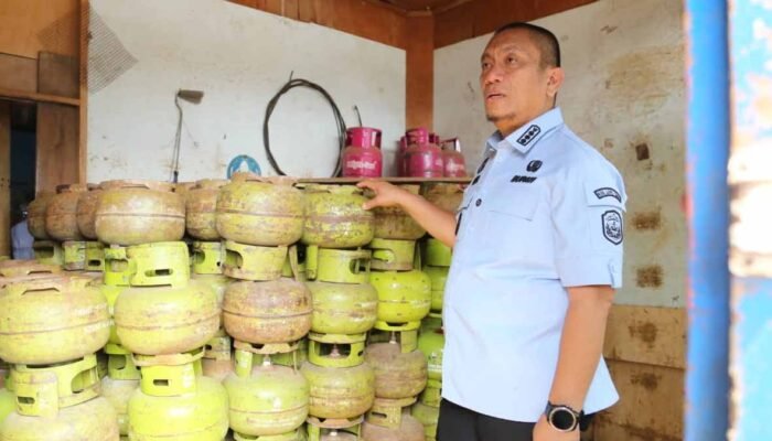 Pastikan Stok Jelang Lebaran, Bupati Luwu Timur Pantau Harga dan Kersediaan Bahan Pangan