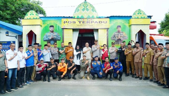 Pastikan Arus Lebaran Zero Accident, Bupati Luwu Timur Tinjau Pos Mudik