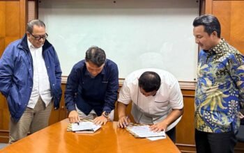 bupati luwu utara andi abdullah rahim menghadiri penandatanganan mou krakatau niaga dan akpsi di jakarta