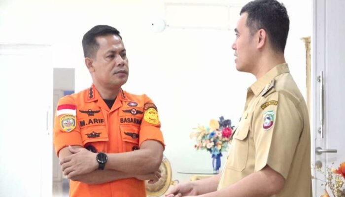 Dukungan Operasi SAR Pesawat ATR 42-500, Bupati Pangkep Terima Penghargaan Basarnas