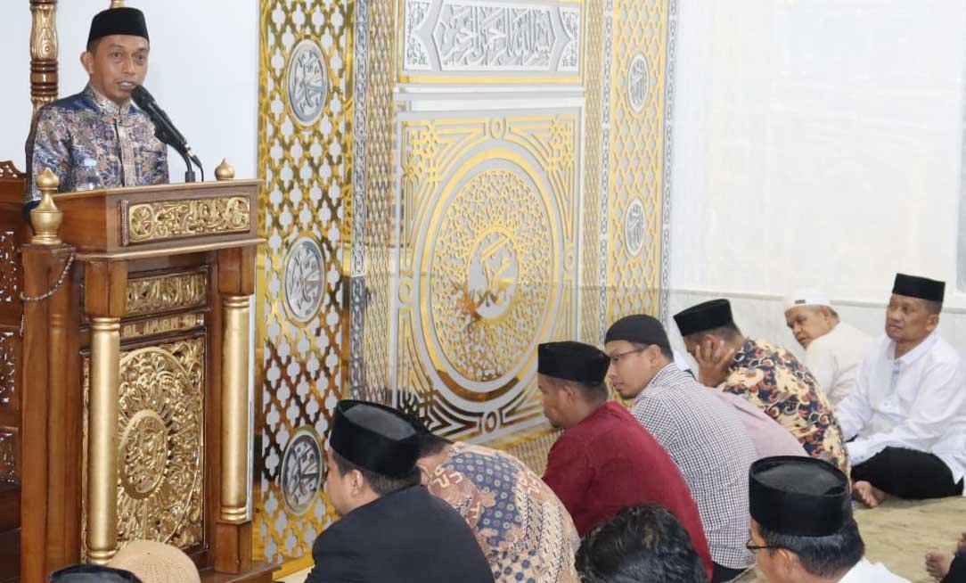 bupati sidrap syaharuddin alrif ceramah tarawih di masjid al imam desa sumpang mango pitu riawa sidrap