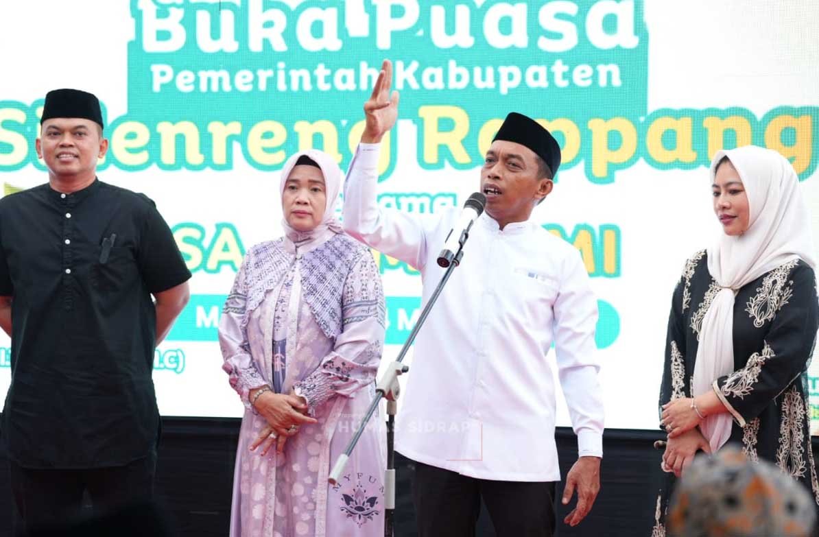 bupati sidrap syaharuddin alrif menyampaikan konsep sidrap 5s saat buka puasa bersama di makassar