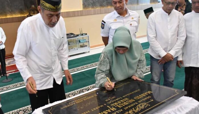 Resmikan Masjid di Bikeru, Bupati Sinjai Dorong Lahirnya Generasi Berakhlak