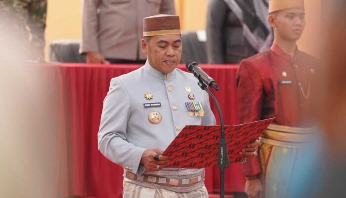 bupati wajo andi rosman melantik pejabat pemkab wajo di ruang pola kantor bupati wajo